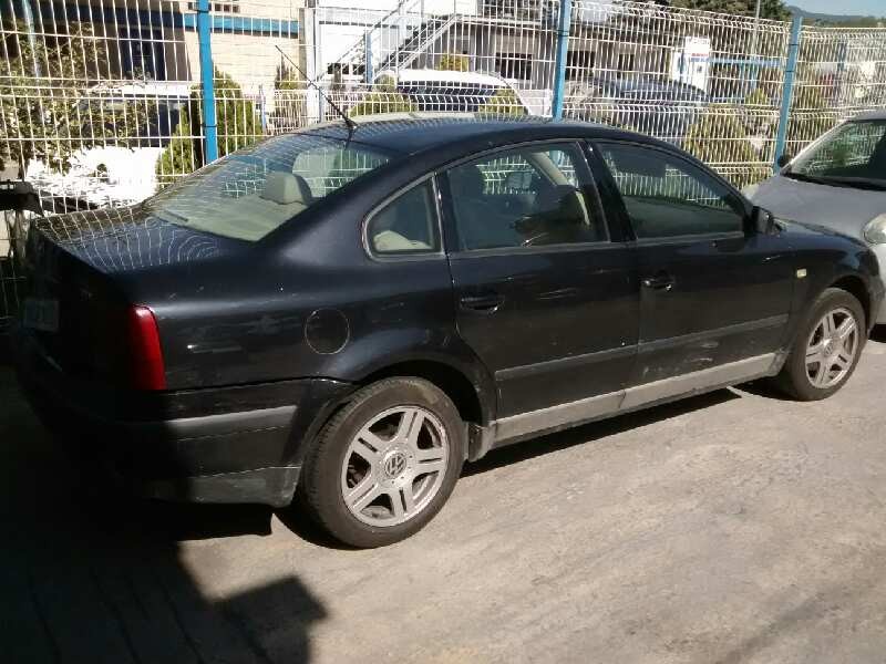 volkswagen passat berlina (3b2) del año 1999