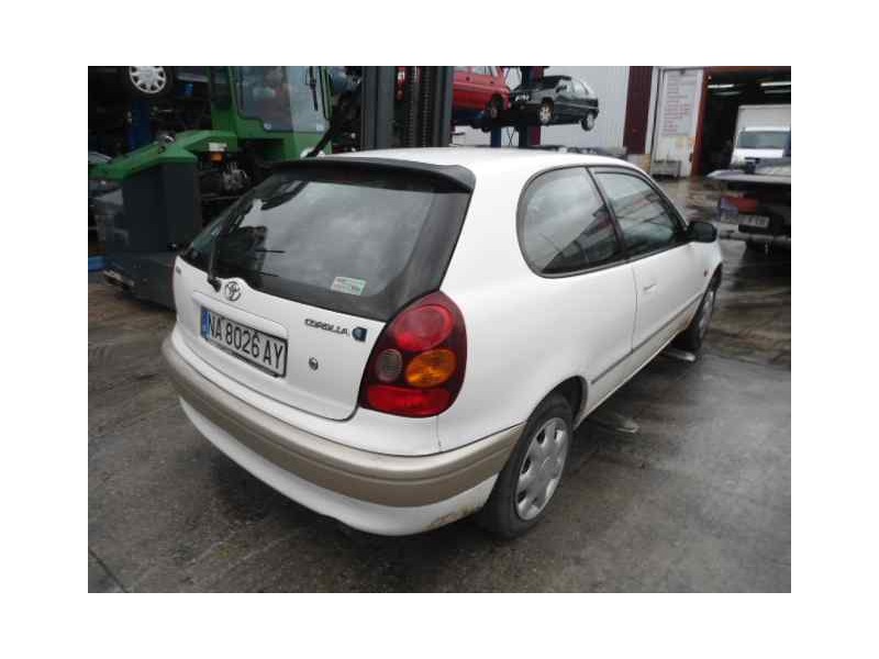 toyota corolla (e11) del año 1999