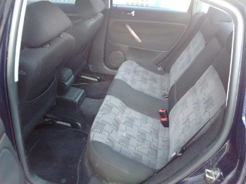 volkswagen passat berlina (3b2) del año 1999