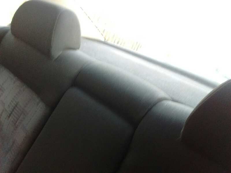 volkswagen passat berlina (3b2) del año 1999