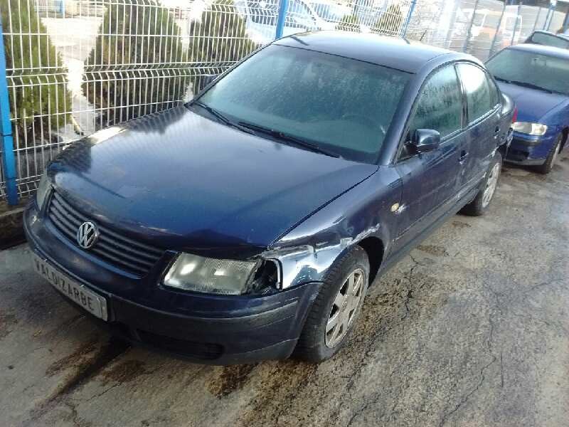 volkswagen passat berlina (3b2) del año 1999