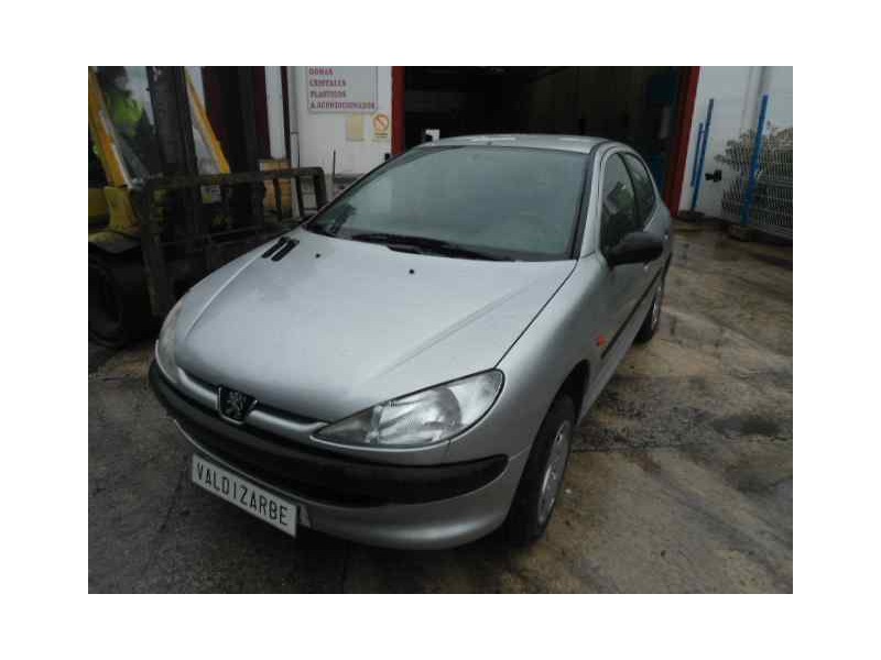 peugeot 206 berlina del año 1999