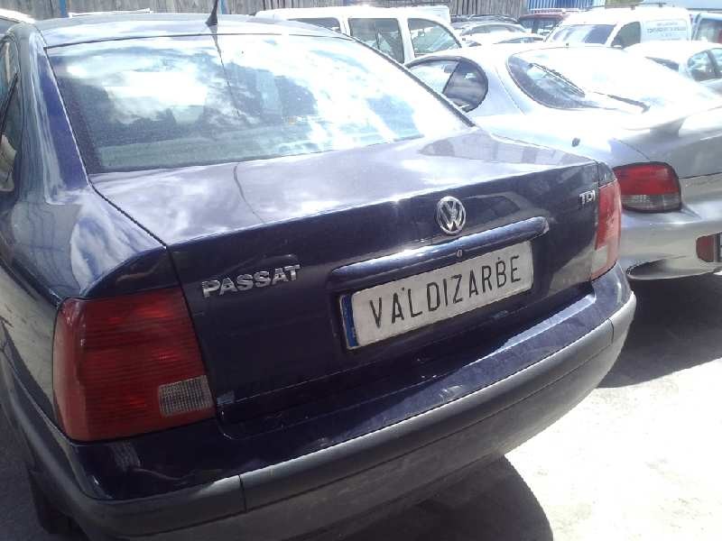 volkswagen passat berlina (3b2) del año 1999