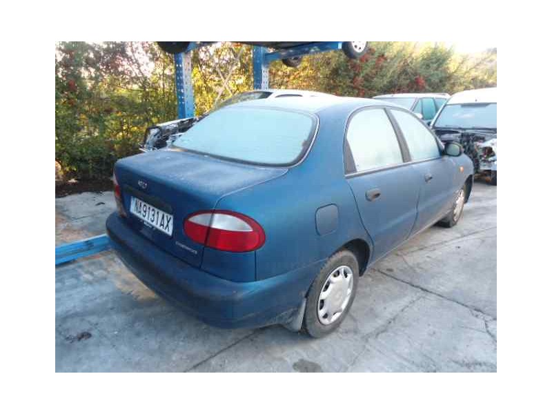 daewoo lanos del año 1999