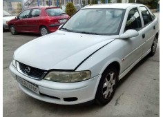 opel vectra b berlina del año 1999