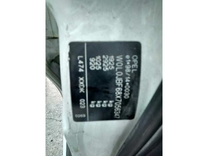 opel vectra b berlina del año 1999