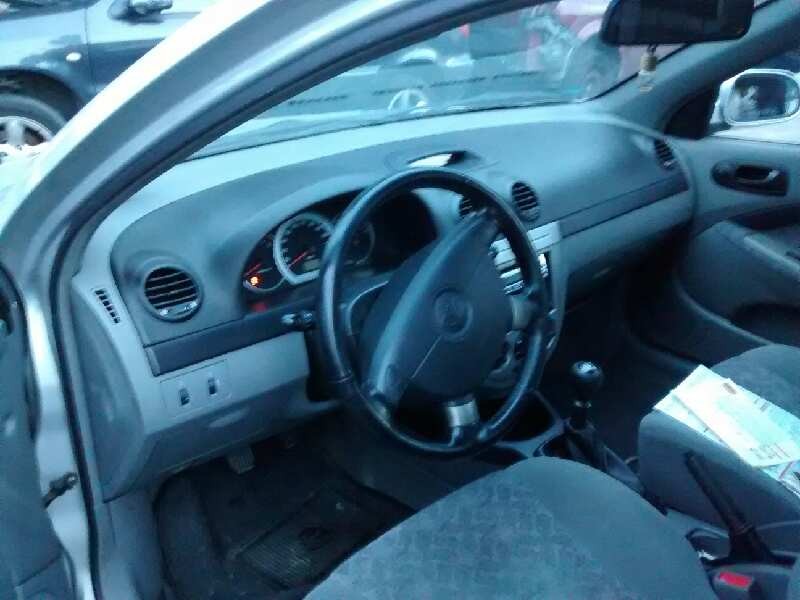 daewoo lacetti del año 2005