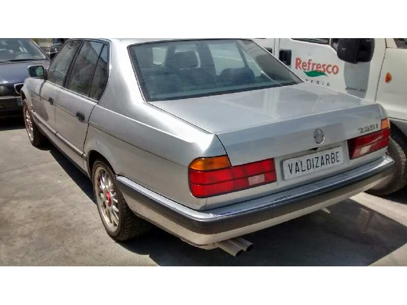 bmw serie 7 (e32) del año 1990
