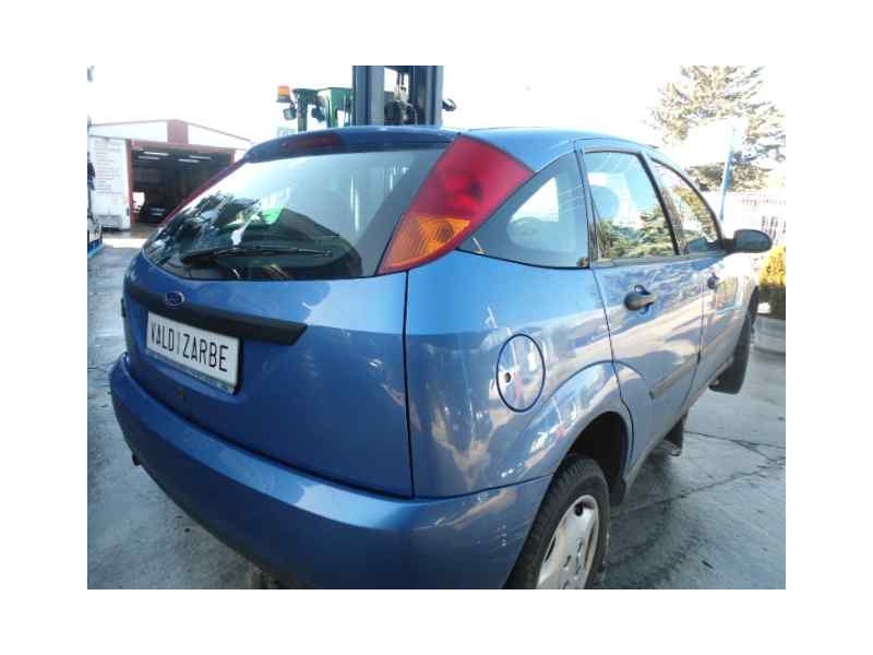 ford focus berlina (cak) del año 1999