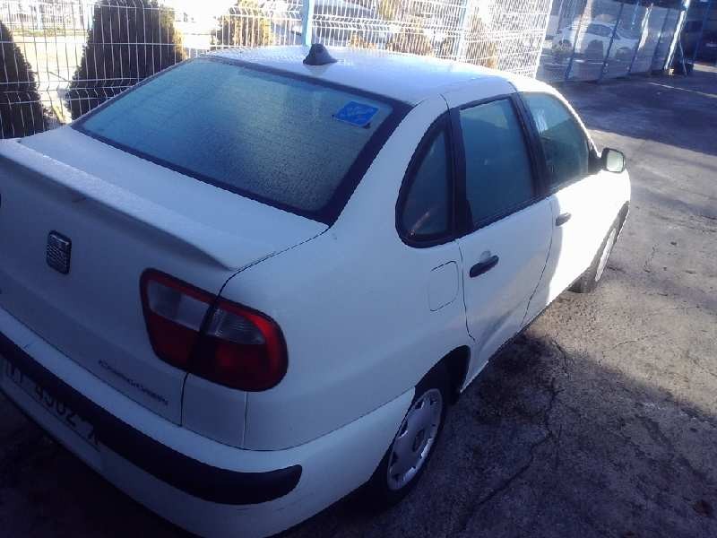 seat cordoba berlina (6k2) del año 1999