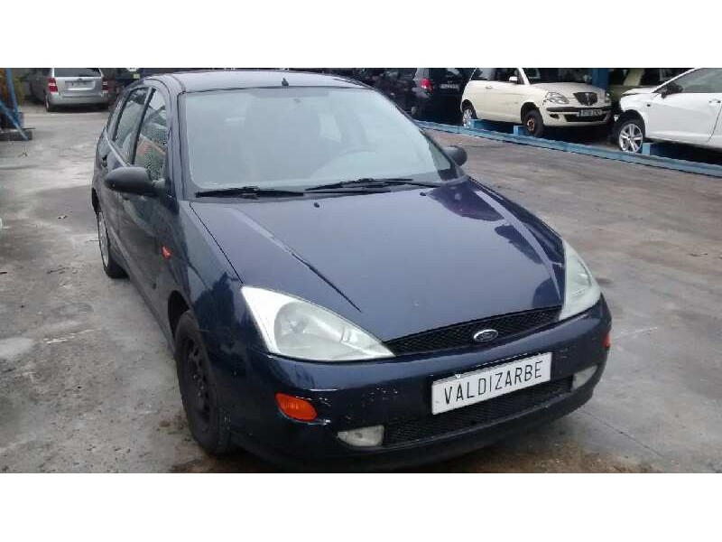 ford focus berlina (cak) del año 1999