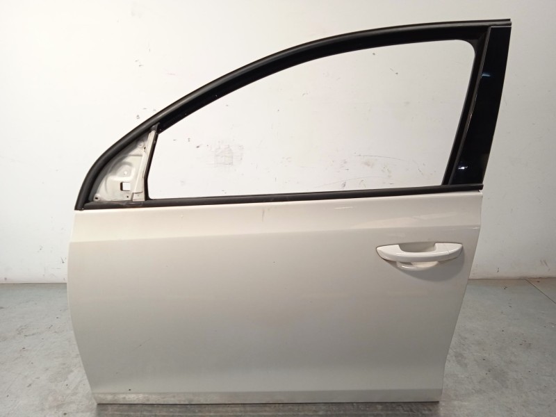 Recambio de puerta delantera izquierda para volkswagen golf vi (5k1) 2.0 tdi referencia OEM IAM 5K4831055H  