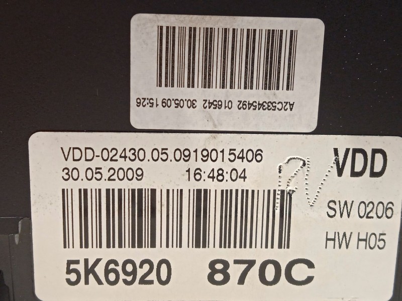Recambio de cuadro instrumentos para volkswagen golf vi (5k1) 2.0 tdi referencia OEM IAM 5K6920870C  