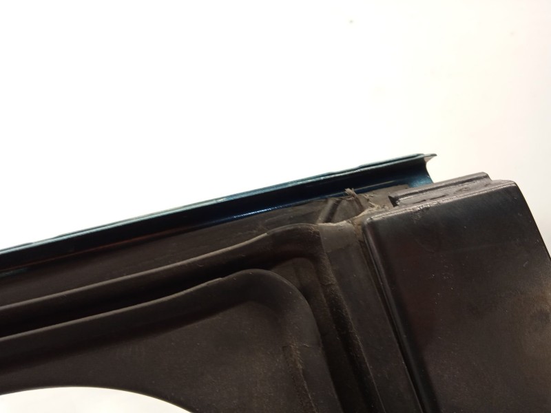 Recambio de puerta trasera derecha para peugeot 2008 i (cu_) 1.2 puretech 82 referencia OEM IAM 9802969680  