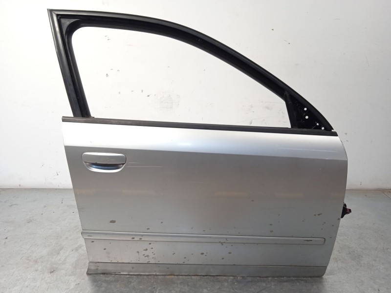 Recambio de puerta delantera derecha para audi a4 b6 avant (8e5) 2.5 tdi referencia OEM IAM 8E0831052  