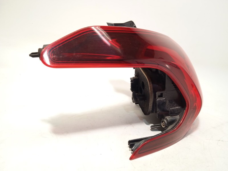 Recambio de piloto trasero izquierdo para peugeot 2008 i (cu_) 1.2 puretech 82 referencia OEM IAM 9826730480  