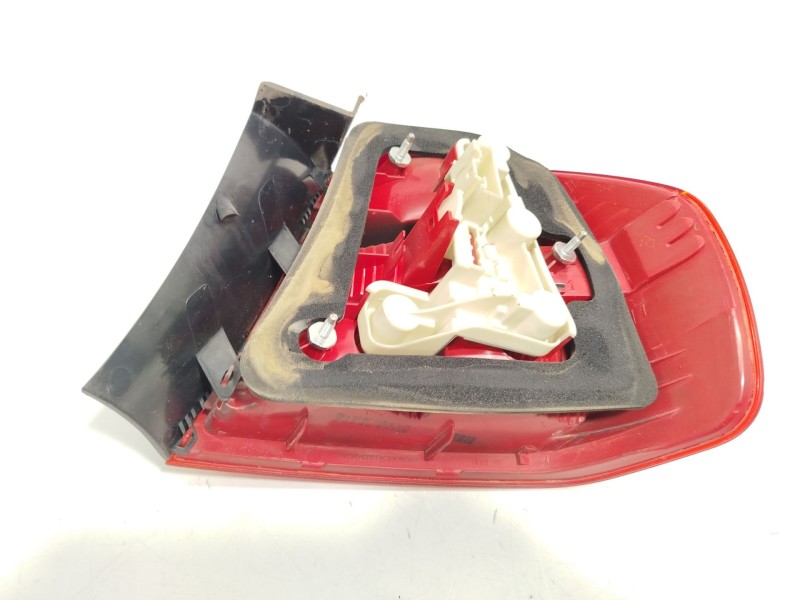 Recambio de piloto trasero izquierdo para bmw 3 (e90) 320 d referencia OEM IAM 6937457 63216937457 