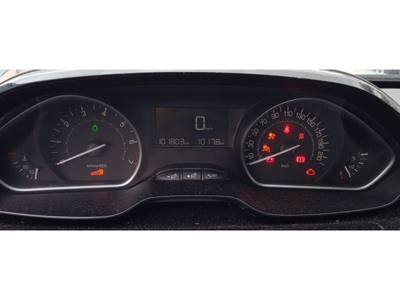 Recambio de cuadro instrumentos para peugeot 2008 i (cu_) 1.2 puretech 82 referencia OEM IAM 9825986180  