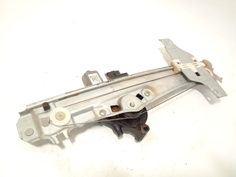 Recambio de elevalunas trasero izquierdo para peugeot 2008 i (cu_) 1.2 puretech 82 referencia OEM IAM 9815999580  0130824163