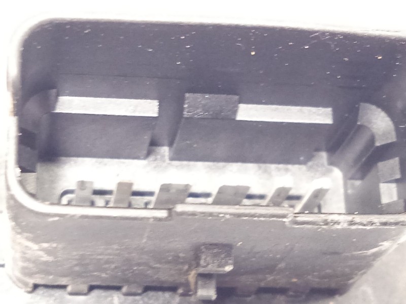 Recambio de elevalunas trasero izquierdo para peugeot 2008 i (cu_) 1.2 puretech 82 referencia OEM IAM 9815999580  0130824163