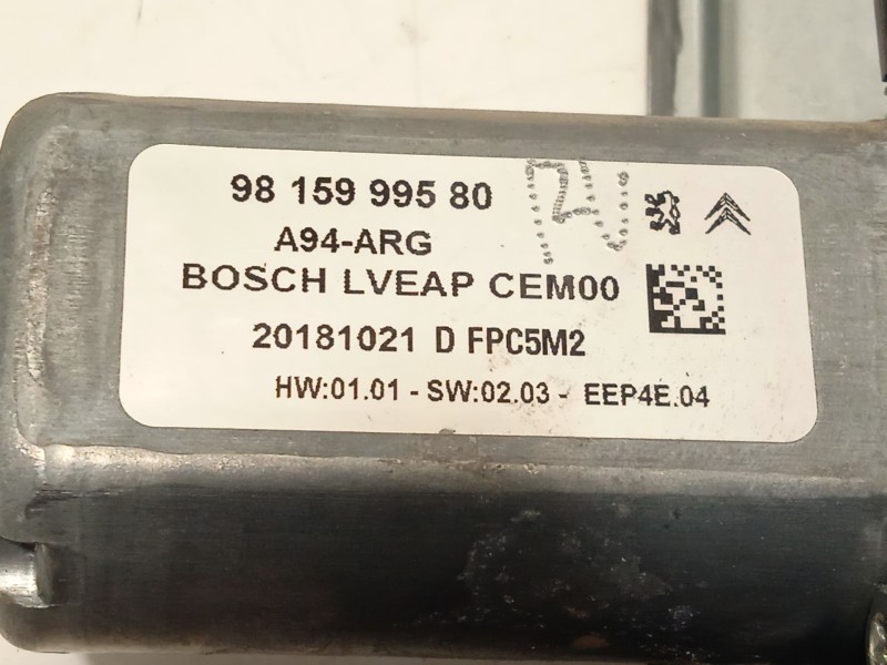 Recambio de elevalunas trasero izquierdo para peugeot 2008 i (cu_) 1.2 puretech 82 referencia OEM IAM 9815999580  0130824163