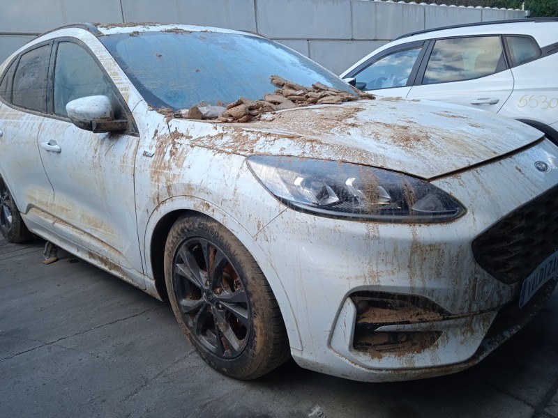 ford kuga iii (dfk) del año 2020