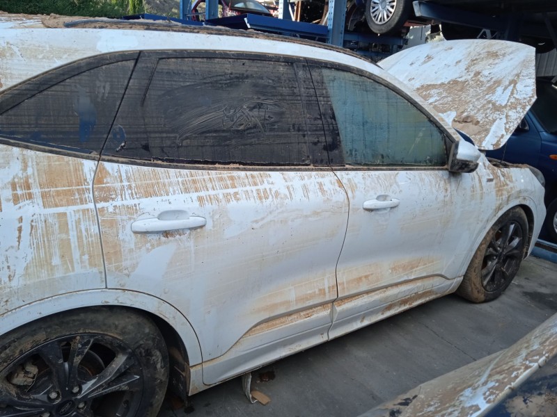 ford kuga iii (dfk) del año 2020