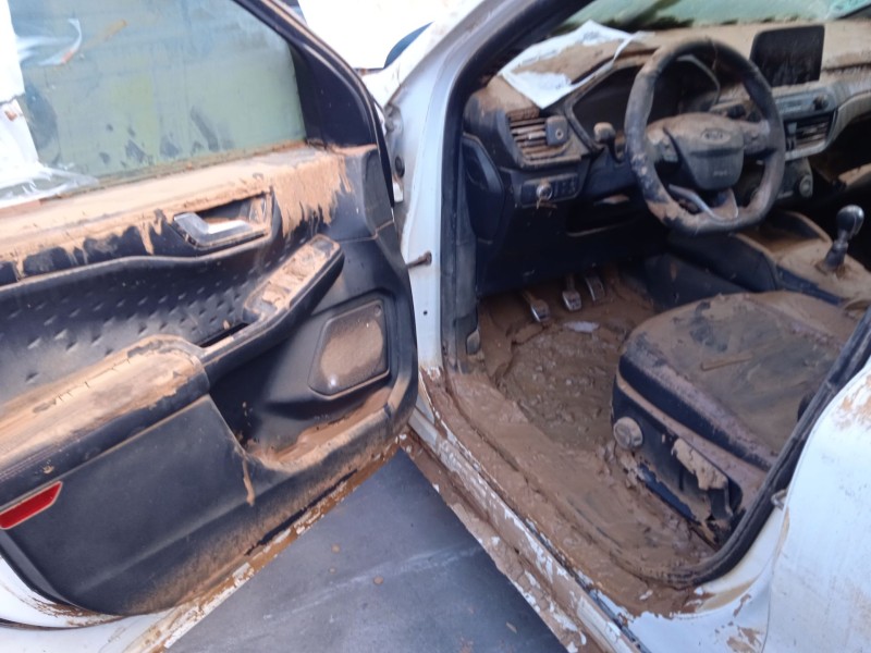 ford kuga iii (dfk) del año 2020