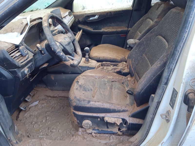 ford kuga iii (dfk) del año 2020