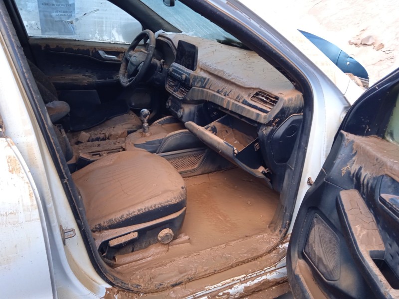 ford kuga iii (dfk) del año 2020