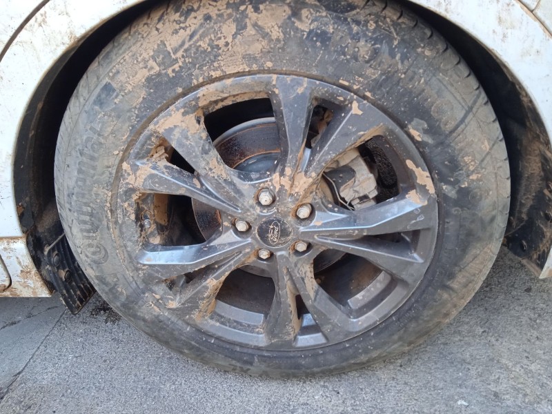 ford kuga iii (dfk) del año 2020