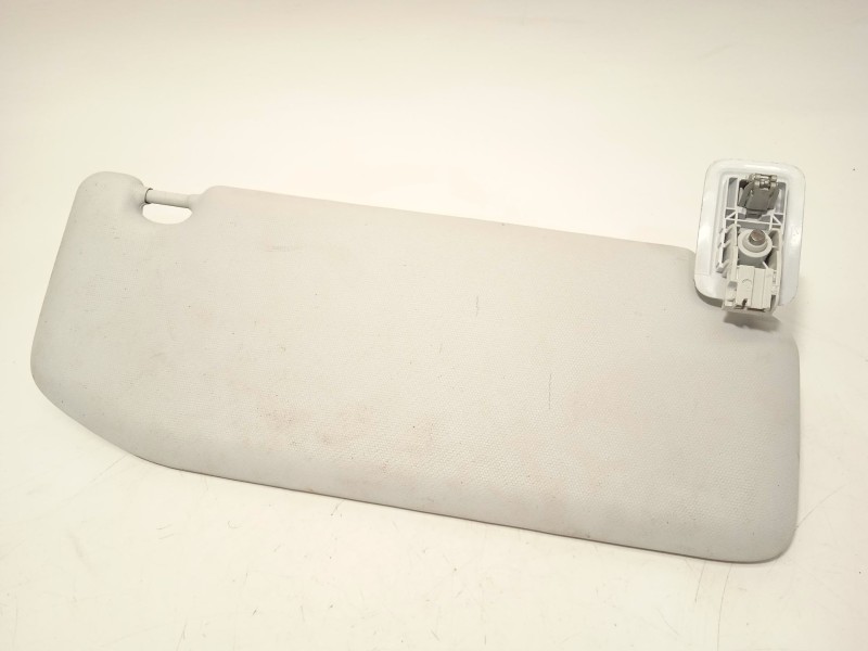 Recambio de parasol izquierdo para peugeot 2008 i (cu_) 1.2 puretech 82 referencia OEM IAM 16079196PR  