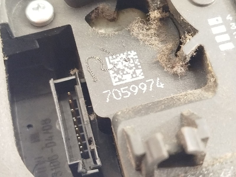 Recambio de cerradura puerta delantera derecha para bmw 3 (e90) 320 d referencia OEM IAM 7059974 51217059974 