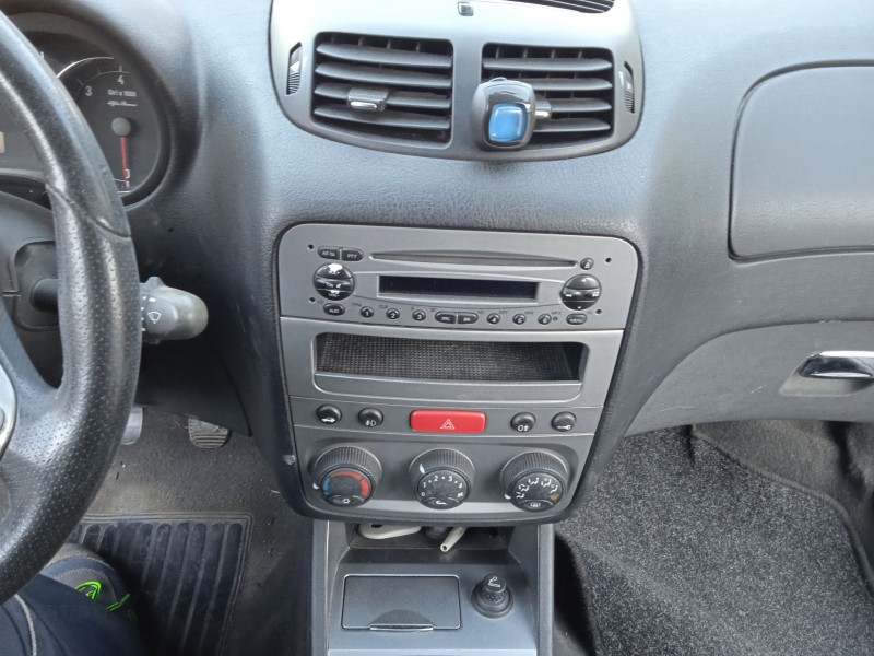 alfa romeo 147 (937_) del año 2005