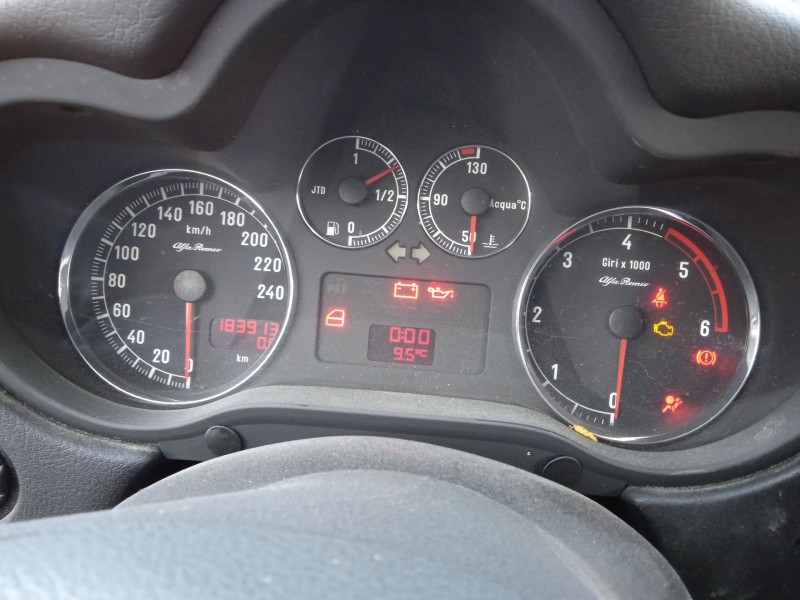 alfa romeo 147 (937_) del año 2005