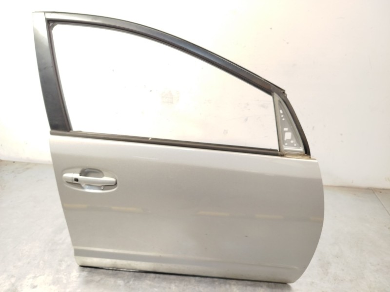 Recambio de puerta delantera derecha para toyota prius liftback (_w2_) 1.5 hybrid (nhw20_) referencia OEM IAM 6700147040  