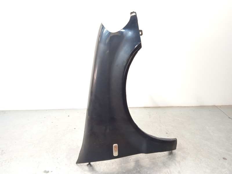 ALETA DELANTERA DERECHA A1638800206 A1638801406