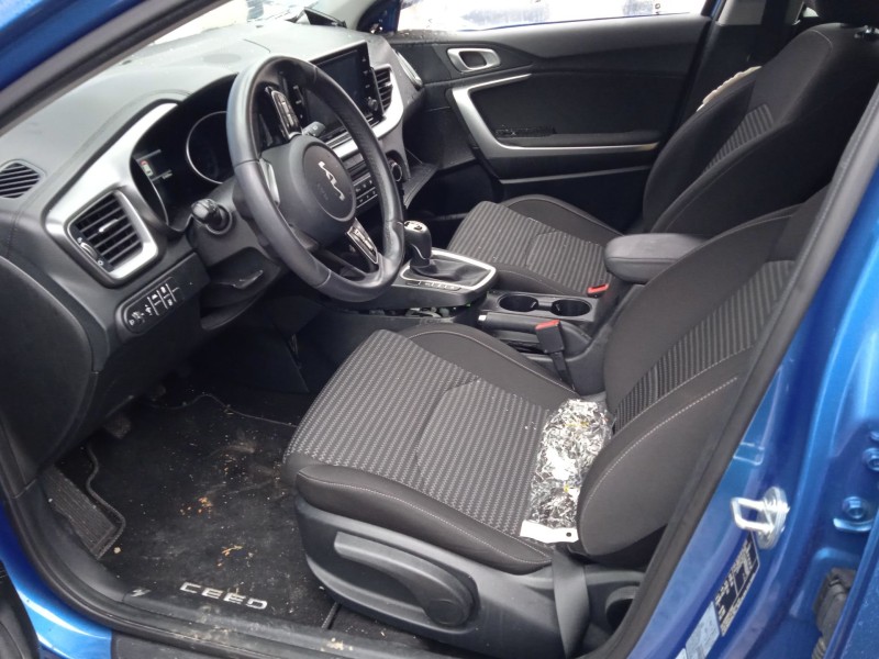 kia ceed (cd) del año 2023