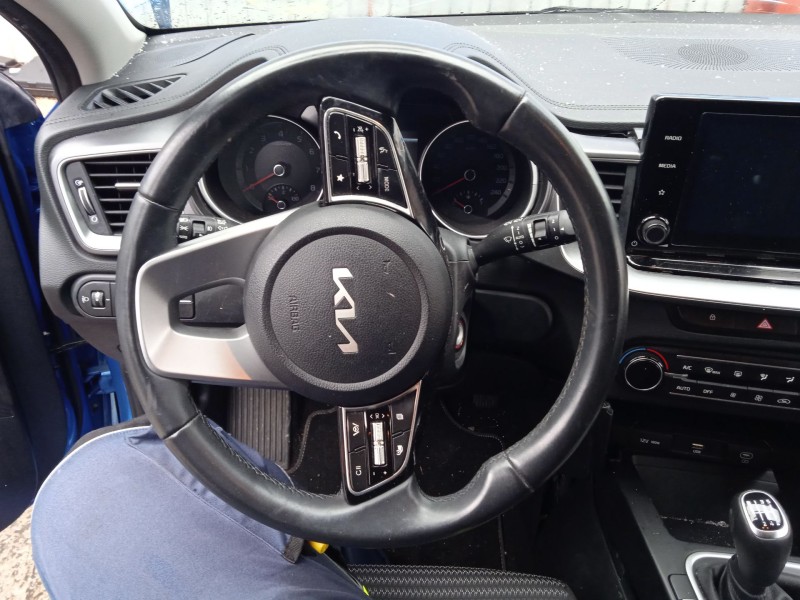 kia ceed (cd) del año 2023