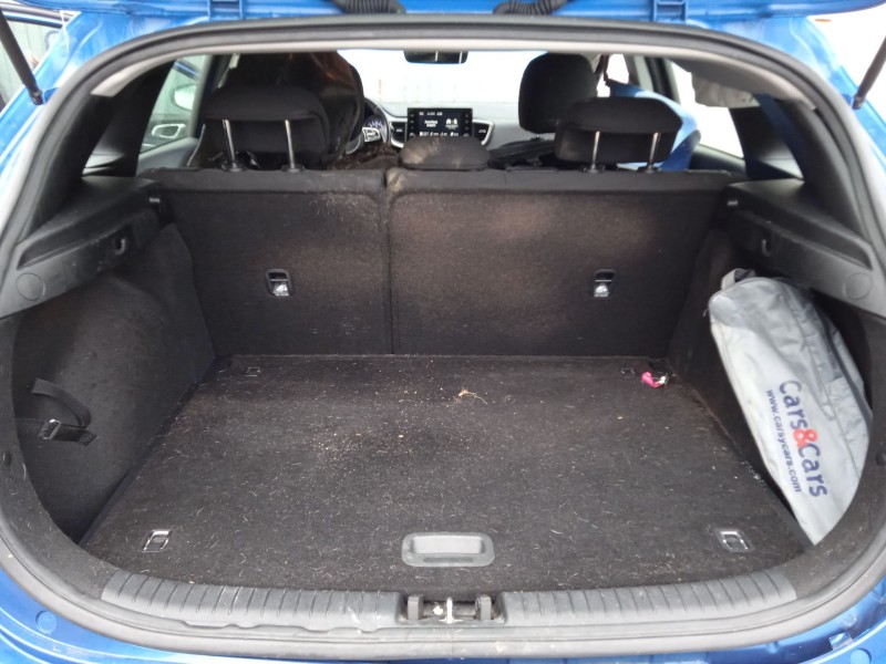 kia ceed (cd) del año 2023