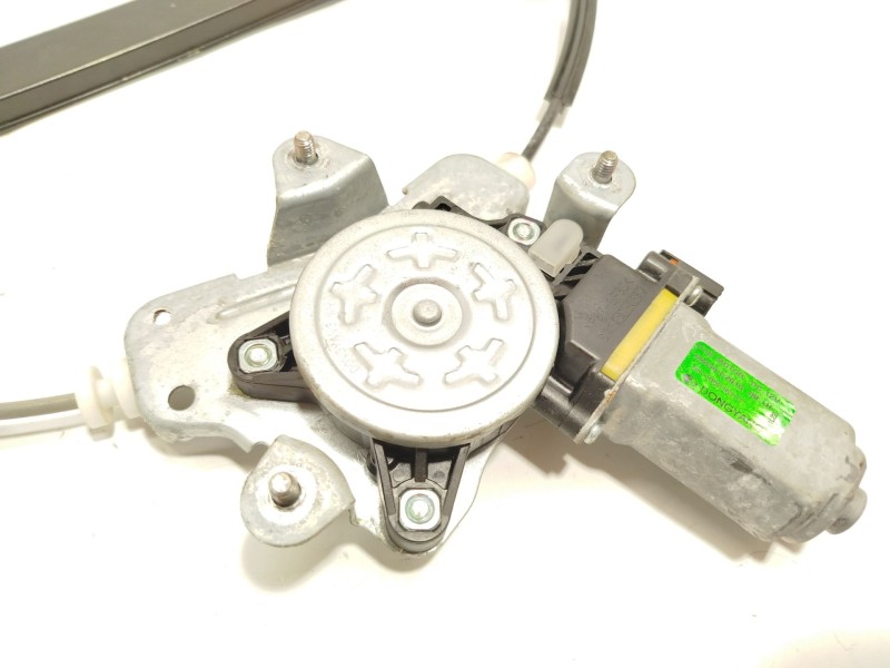 Recambio de elevalunas trasero izquierdo para ssangyong korando (ck) 2.0 e-xdi referencia OEM IAM 98830CZ010  