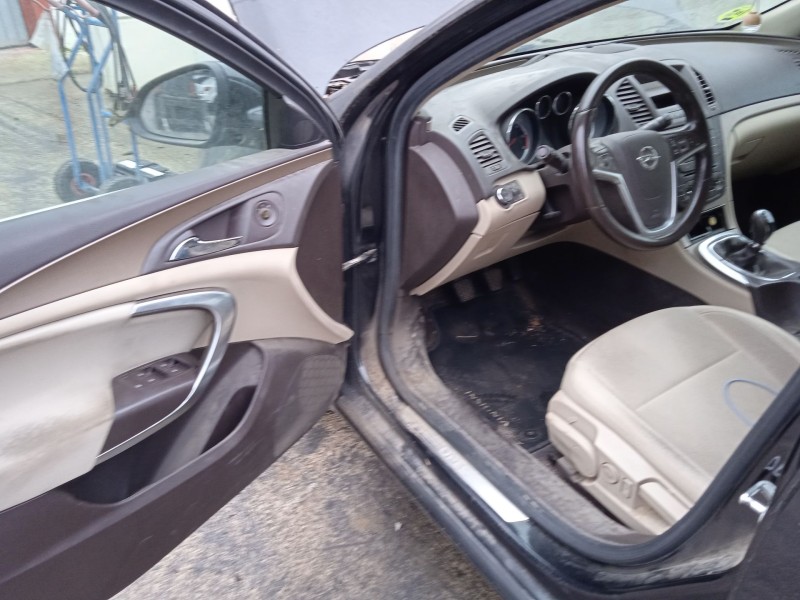 opel insignia a (g09) del año 2010