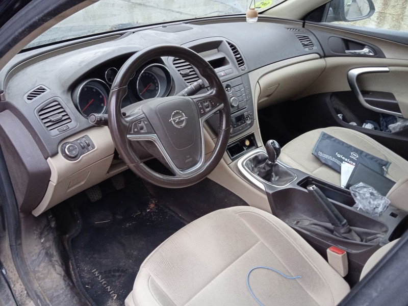 opel insignia a (g09) del año 2010