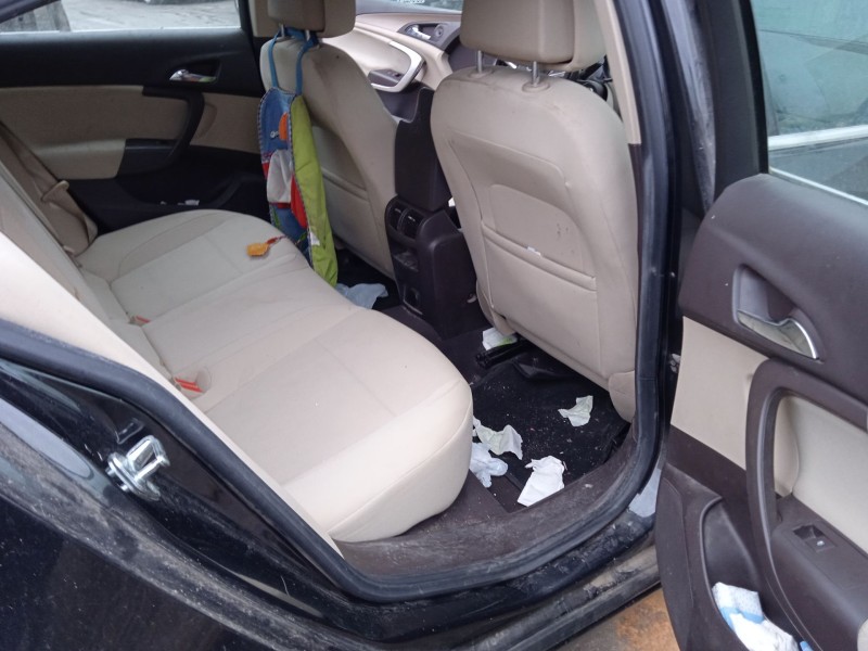 opel insignia a (g09) del año 2010