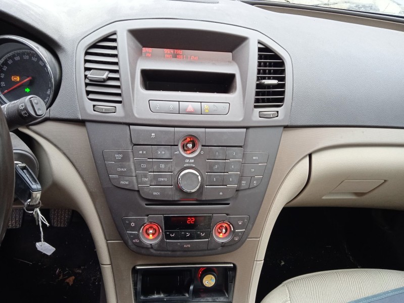 opel insignia a (g09) del año 2010