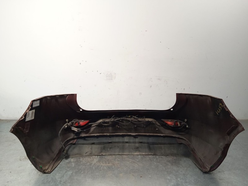 Recambio de paragolpes trasero para volvo v40 hatchback (525) d2 referencia OEM IAM 39820442  