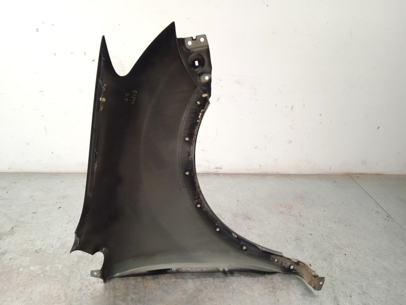 Recambio de aleta delantera izquierda para ssangyong korando (ck) 2.0 e-xdi referencia OEM IAM 5181134004  