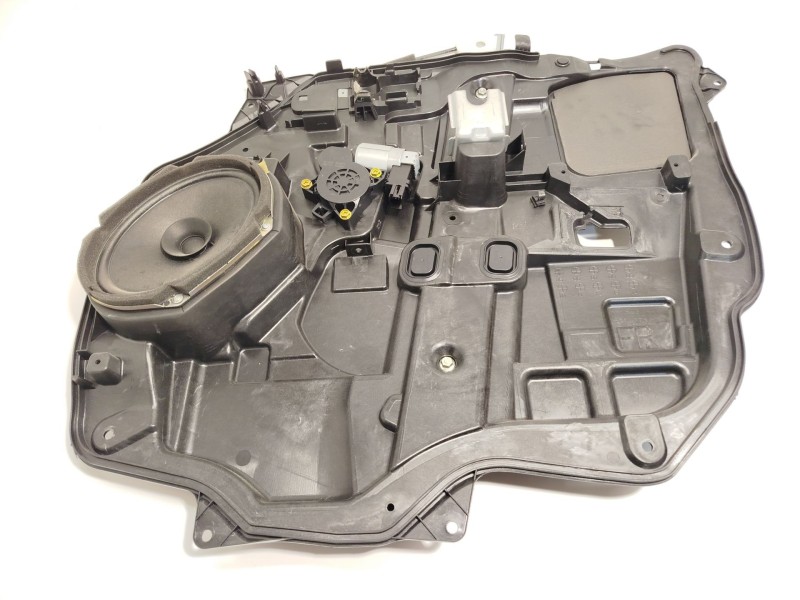 Recambio de elevalunas delantero derecho para mazda 5 (cr) 2.0 cd (cr19) referencia OEM IAM C2355897X  G22C5858X