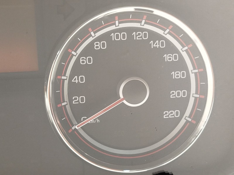 Recambio de cuadro instrumentos para ssangyong korando (ck) 2.0 e-xdi referencia OEM IAM 8021034052  