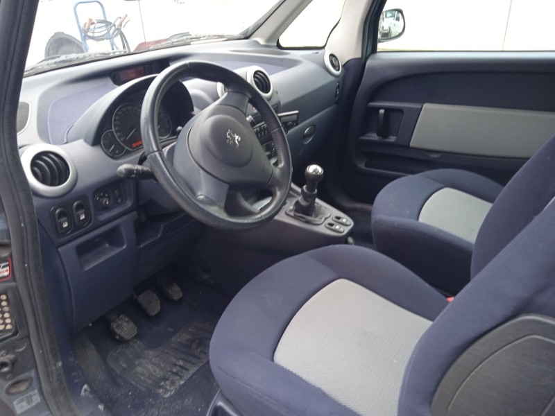 peugeot 1007 (km_) del año 2006